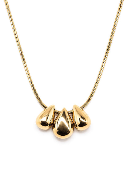 THIORA Three Wishes Halskette in Gold mit drei Tropfen und Karabinerverschluss auf weißem Hintergrund