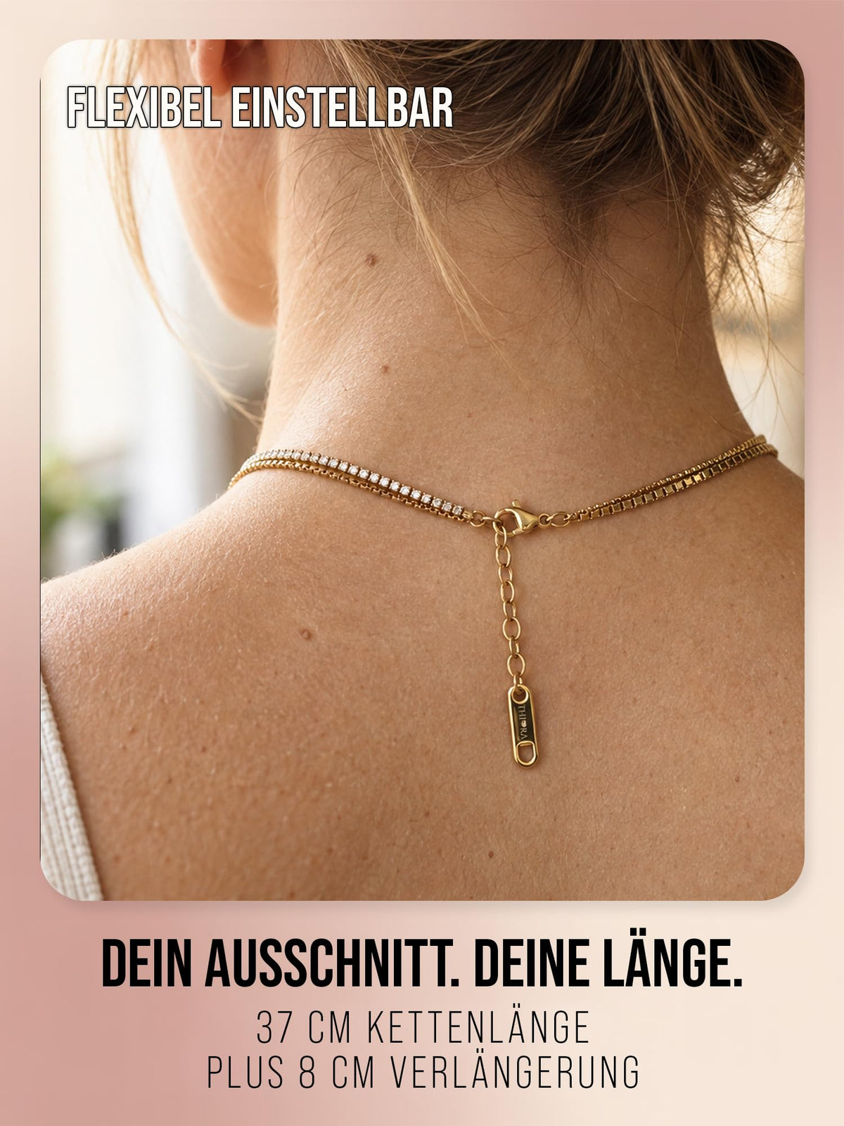Rückansicht der Daily Spark Halskette in Gold mit Karabiner, Verlängerungskette und THIORA-Tag