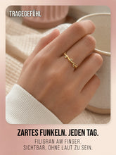 Lade das Bild in den Galerie-Viewer, THIORA Lagoon Ring in Gold – Produktdetail 1
